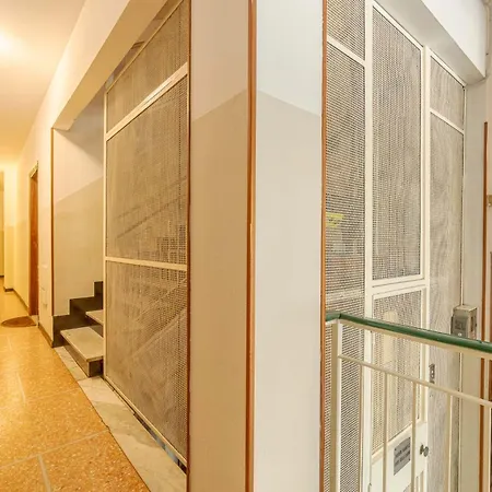 Guesthost - Vega Flat Рапалло