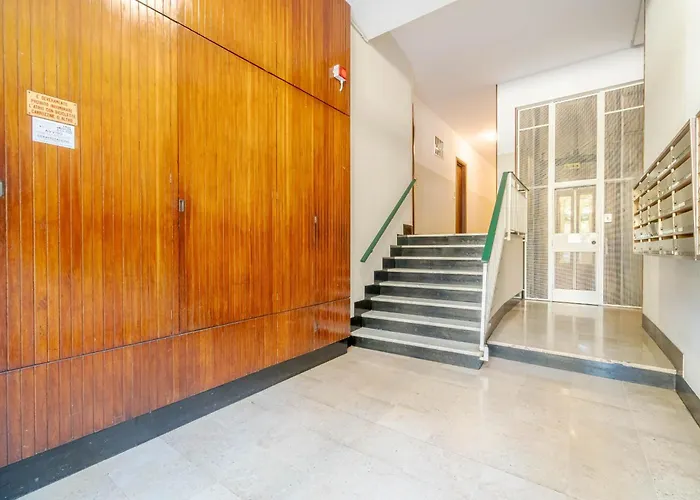 Guesthost - Vega Flat Апартаменты