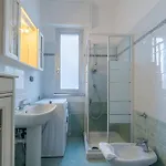 Guesthost - Vega Flat * Rapallo